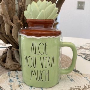 Rae Dunn ALOE YOU VERA MUCH Mug with lid